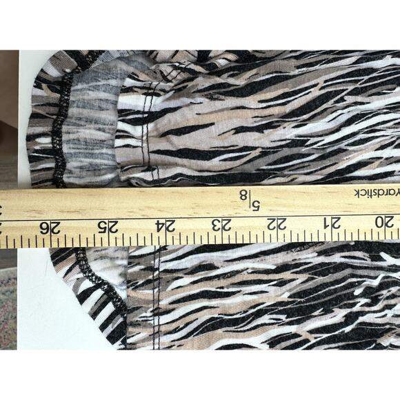 Womens Motherhood Maternity Blouse Size Small Brown Striped 3/4 Sleeve V-Neck - Picture 9 of 10